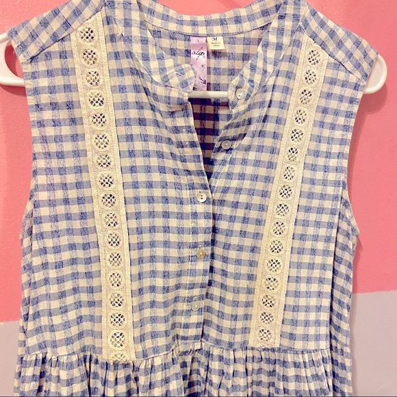 Francesca’s Blue Gingham Tank Top Size Medium - Picture 2 of 6